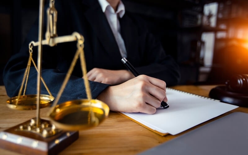 Avukatsız Dava Nasıl Açılır?